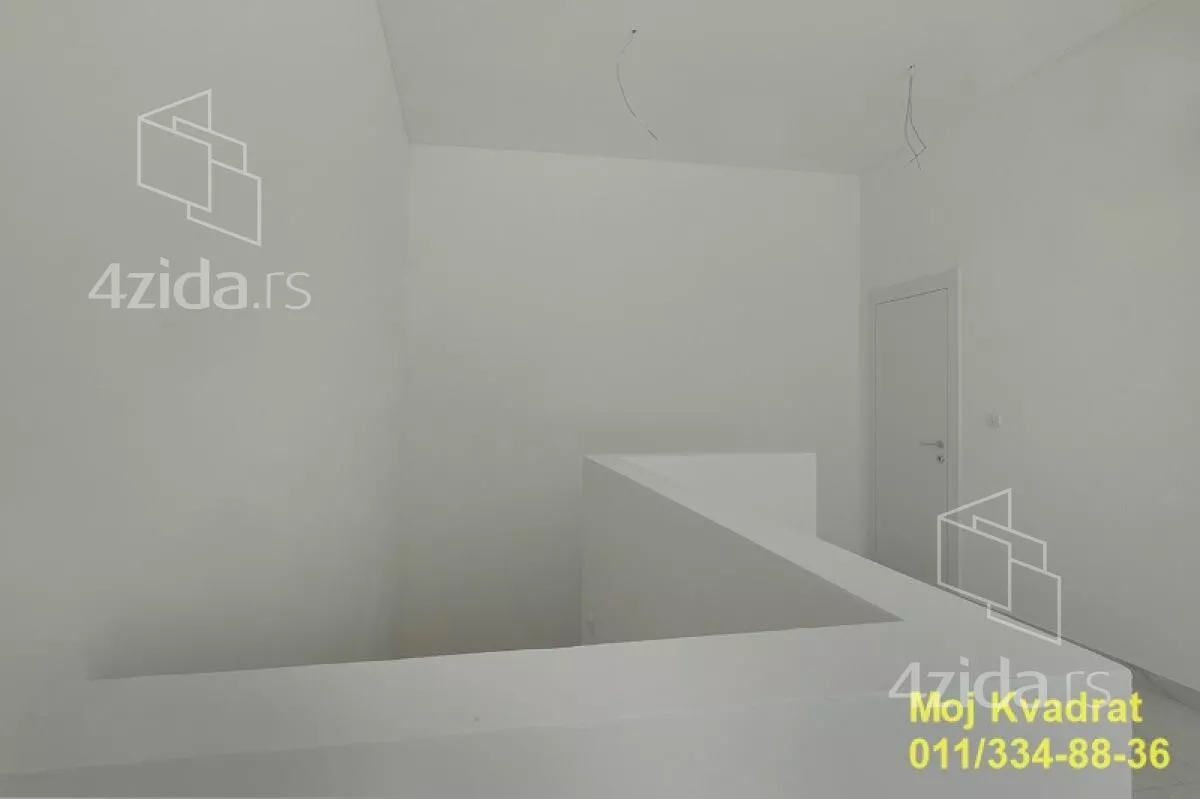 Lokal | 4zida