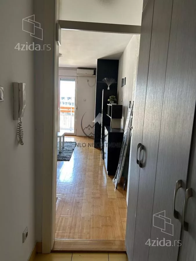 Garsonjera | 4zida