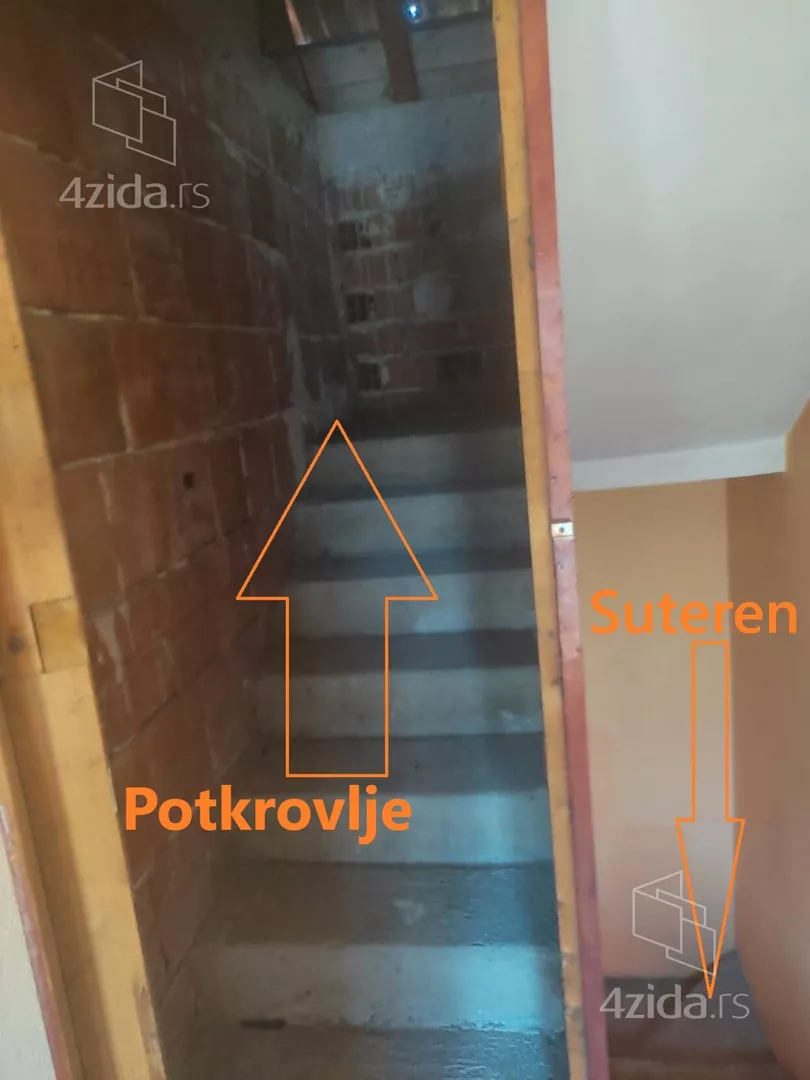 3-etažna kuća | 4zida