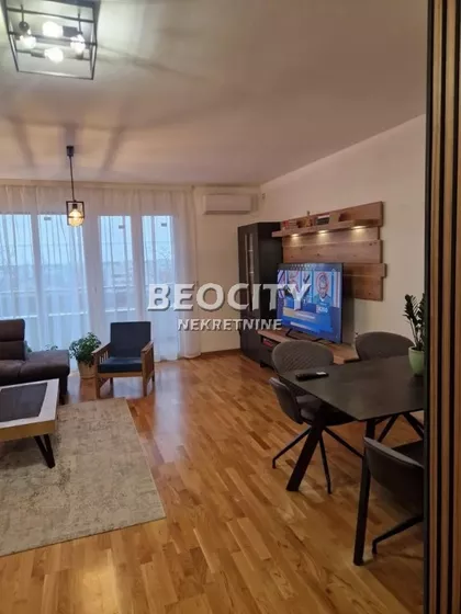 Mažuranićeva | 4zida.rs