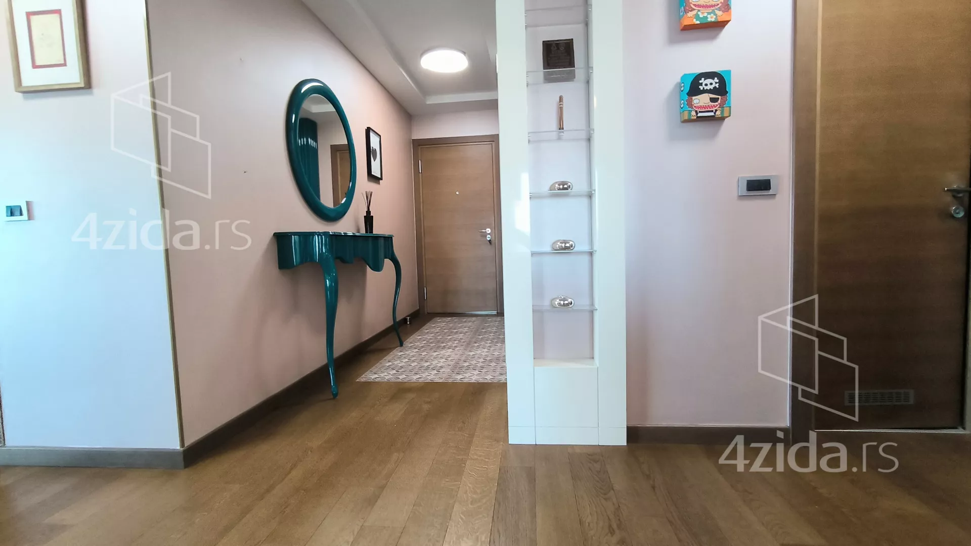 Četvorosoban stan | 4zida