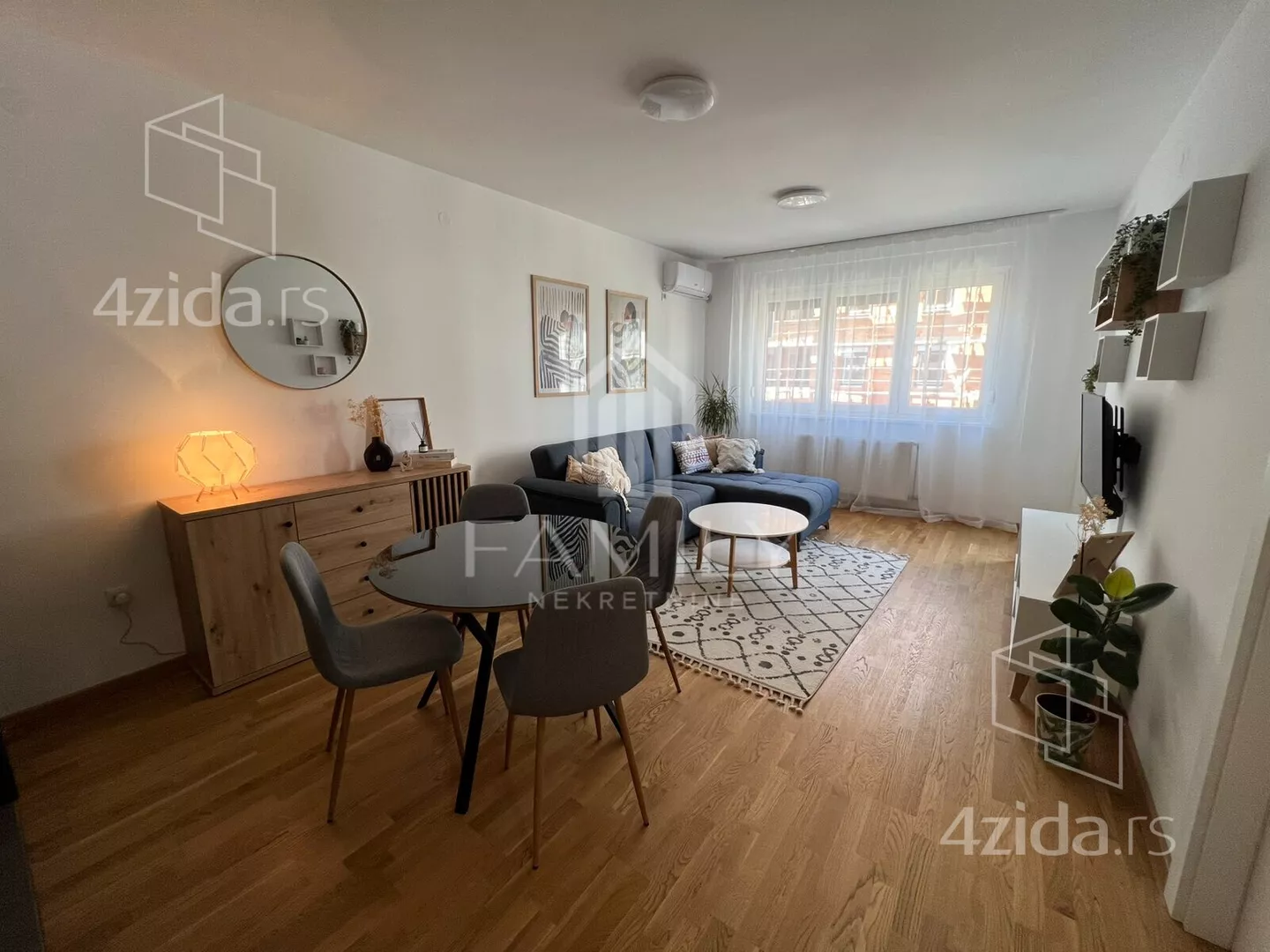 Jednoiposoban stan | 4zida