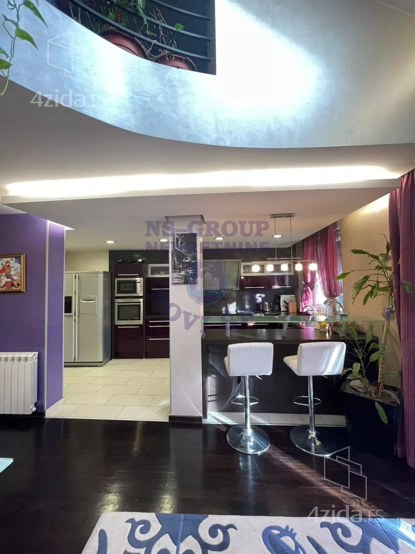 Sedmosoban stan | 4zida