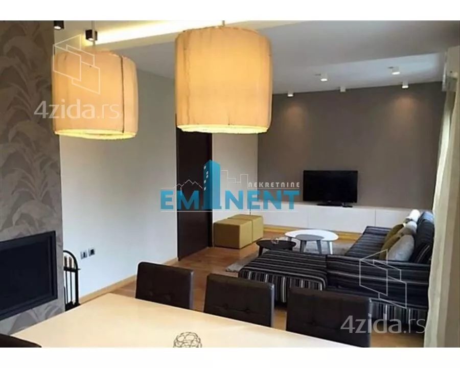 Petosoban stan | 4zida