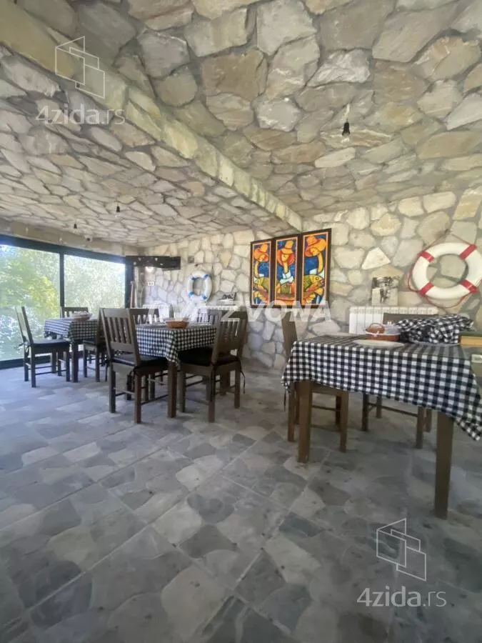 Ugostiteljski objekat | 4zida