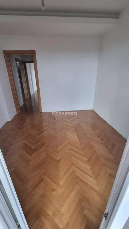 Strumička | 4zida.rs