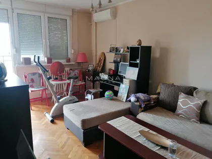 Marije Bursać | 4zida.rs
