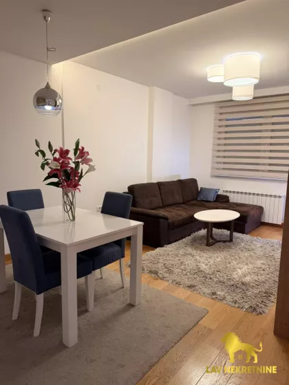 ZMAJ OGNJENA VUKA | 4zida.rs