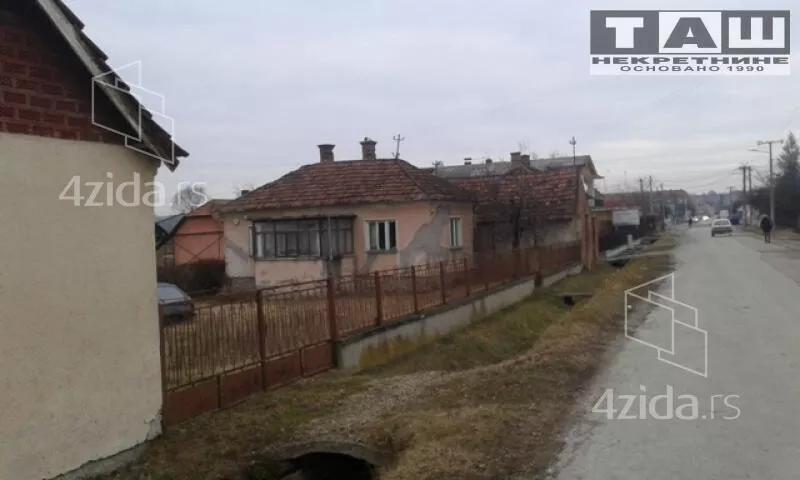 Plac | 4zida