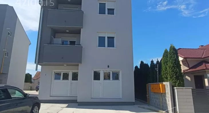 Garsonjera | 4zida
