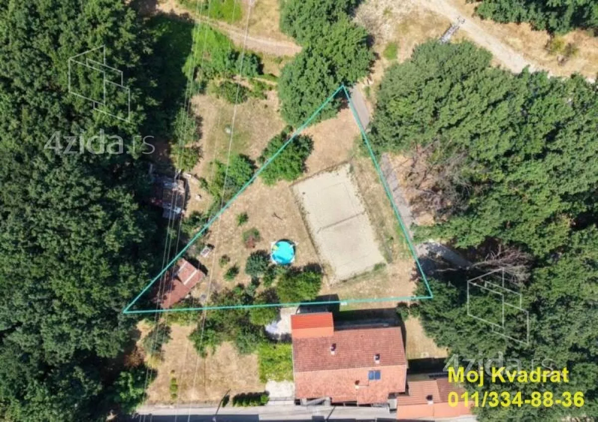 Plac | 4zida