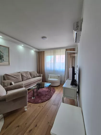 Branka Radičevića | 4zida.rs