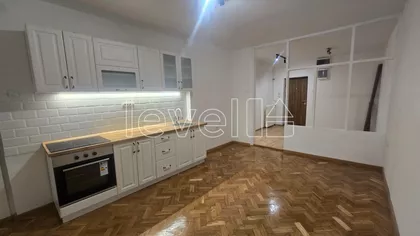 Železnička stanica | 4zida.rs