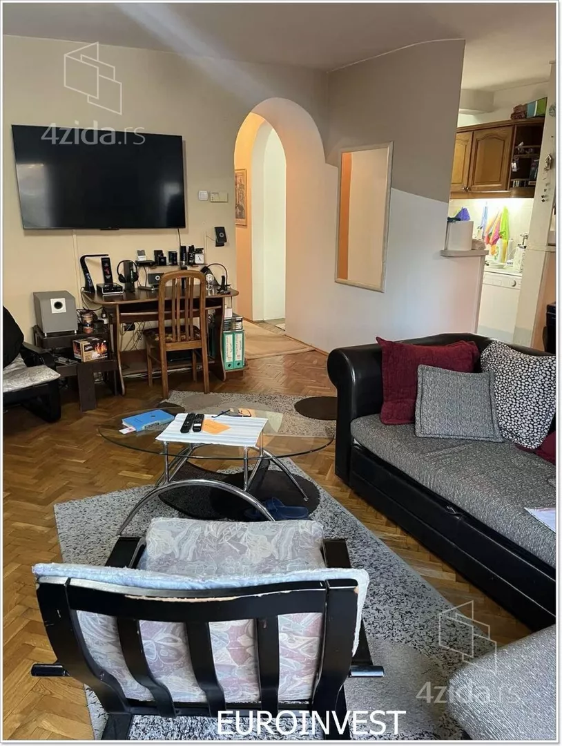 Troiposoban stan | 4zida