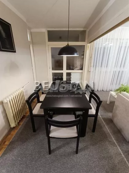 Prvomajska | 4zida.rs