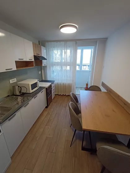 Vere Pavlović | 4zida.rs