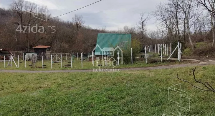 Građevinsko zemljište | 4zida