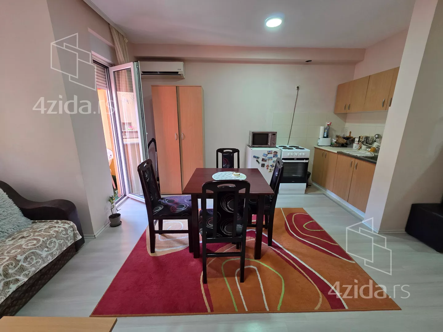 Garsonjera | 4zida