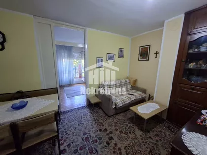 Ismeta Mujezinovića | 4zida.rs