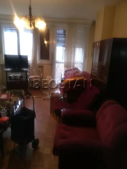 Karađorđev Trg | 4zida.rs
