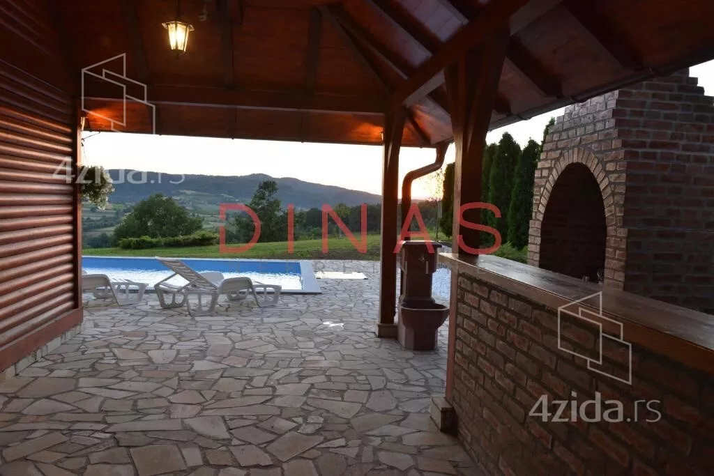 Kuća | 4zida