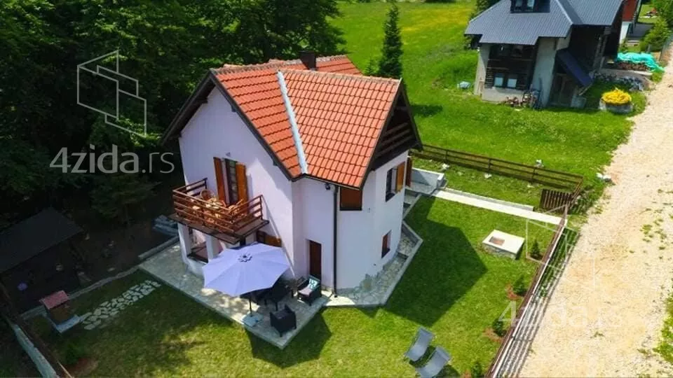 3-etažna kuća | 4zida