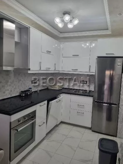 Surčinska | 4zida.rs