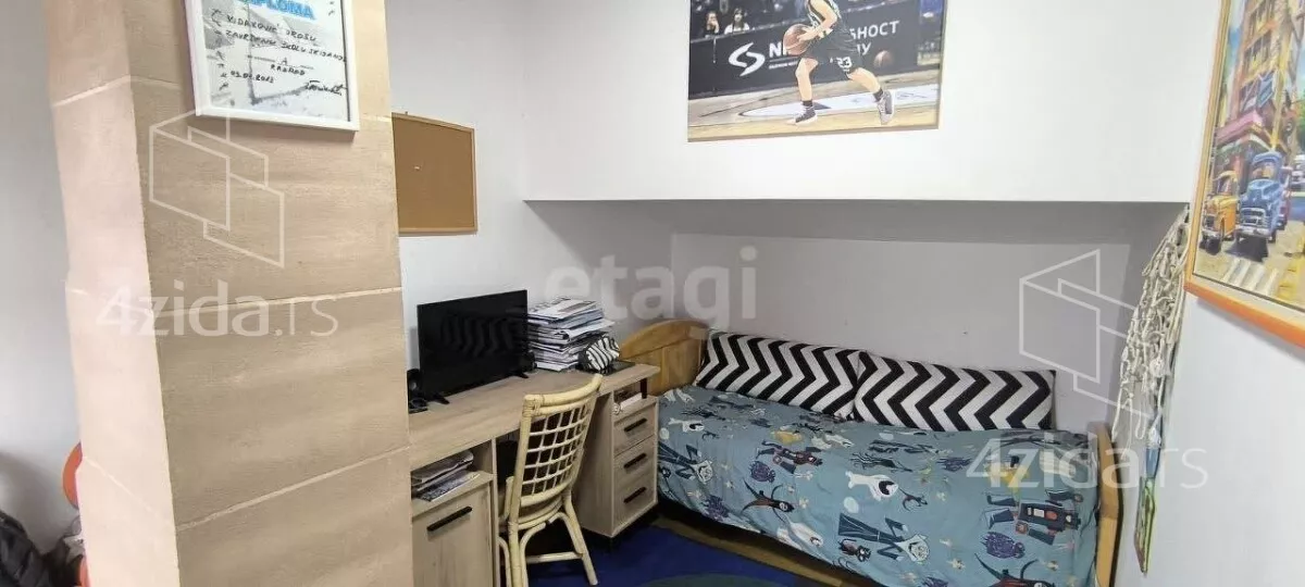 Četvorosoban stan | 4zida