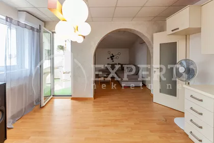 Ivana Milutinovića | 4zida.rs