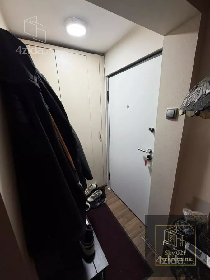 Četvoroiposoban stan | 4zida