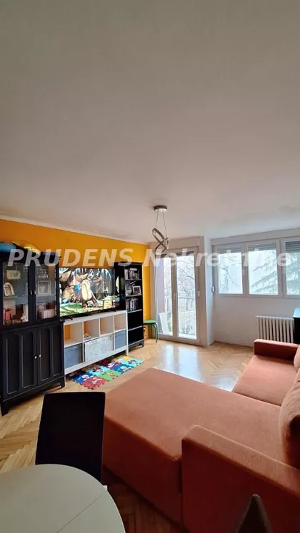 Pariske komune | 4zida.rs