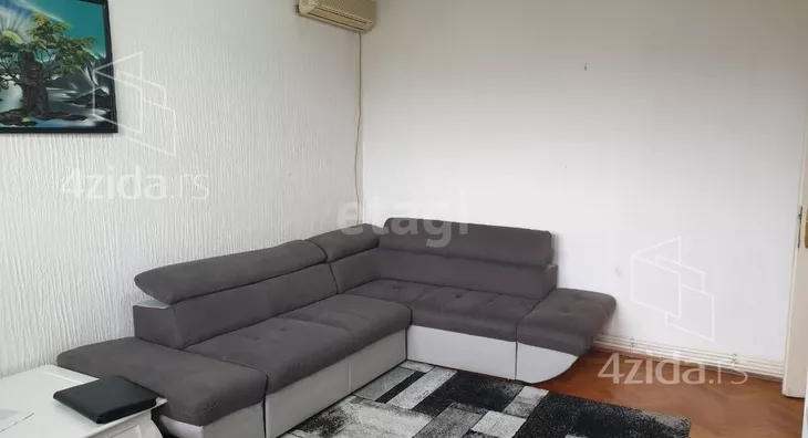 Šestosoban stan | 4zida