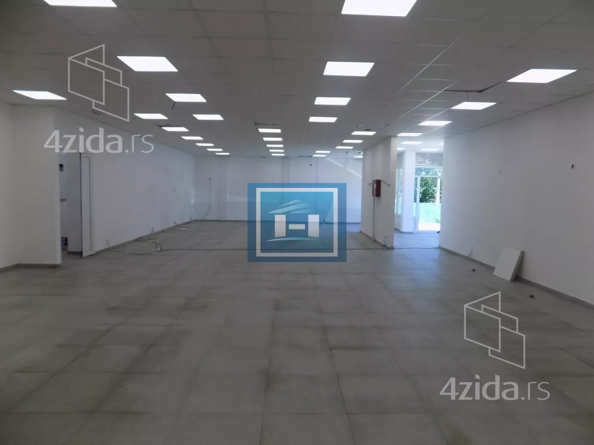 Lokal | 4zida
