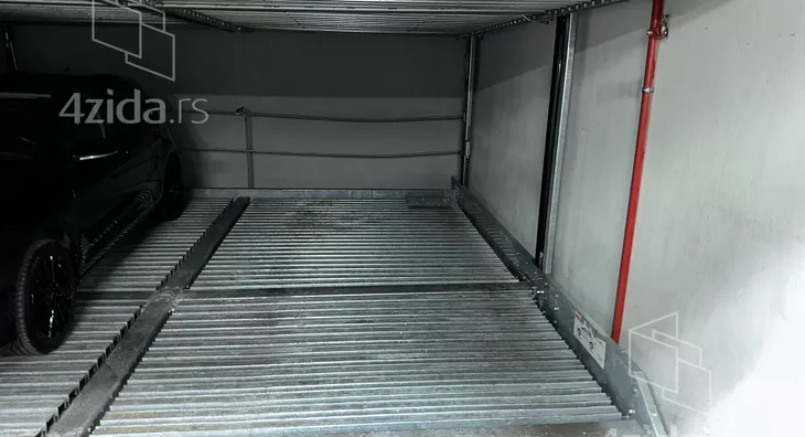 Garaža | 4zida