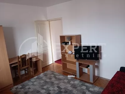 Trg 14. oktobra | 4zida.rs