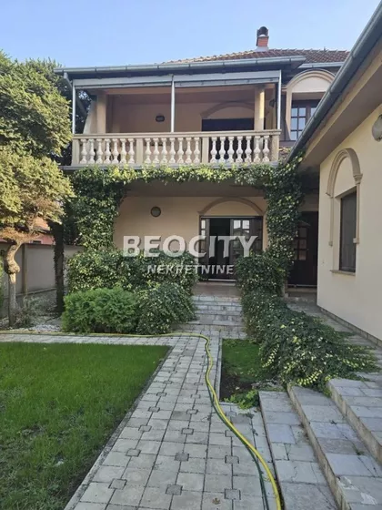 Romanijska | 4zida.rs