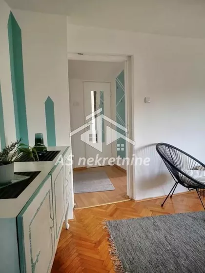 Skupština | 4zida.rs