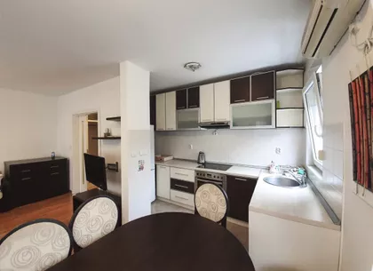 Južni Bulevar | 4zida.rs