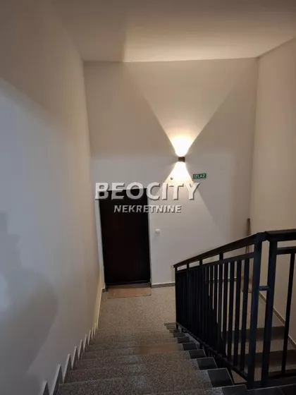 Vojvođanska | 4zida.rs