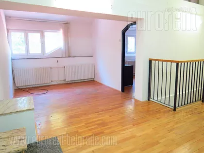 BEŽANIJSKA KOSA 1 | 4zida.rs