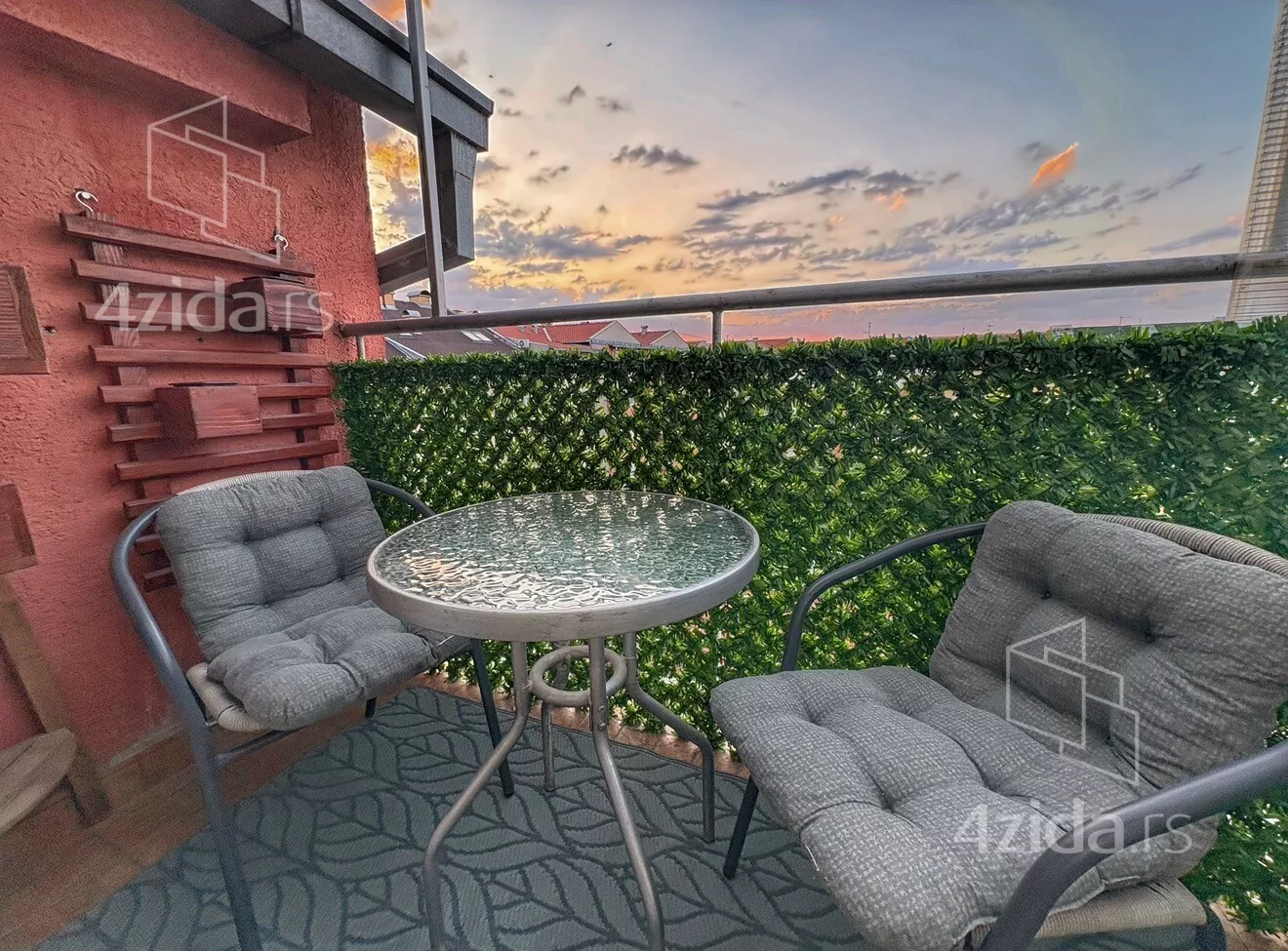 Dvoiposoban stan | 4zida