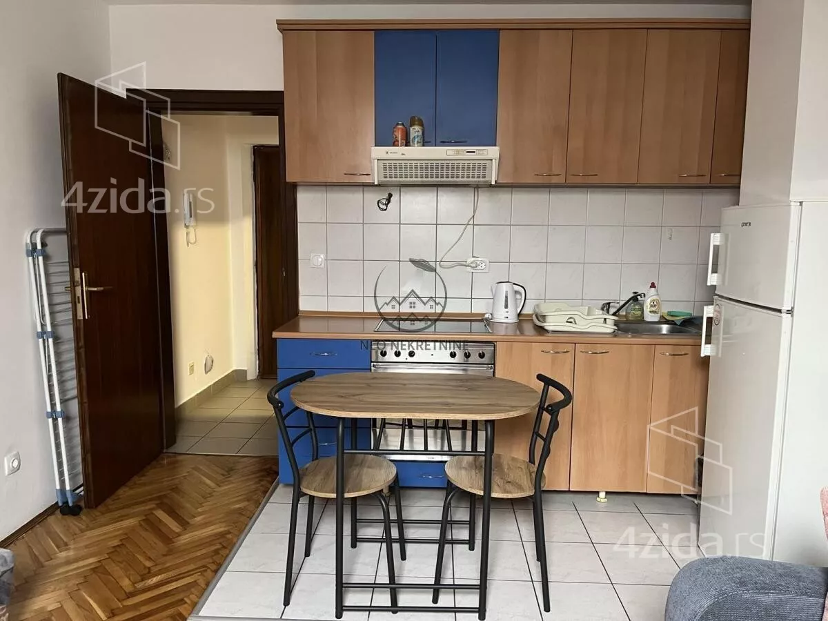 Garsonjera | 4zida