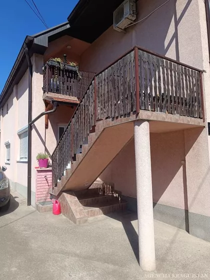 Vašarište | 4zida.rs