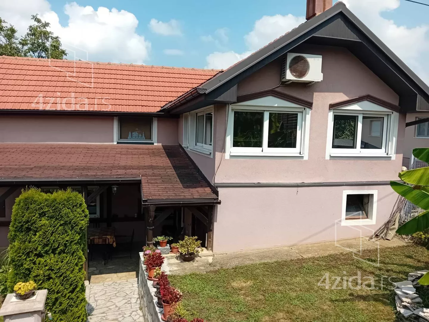 Kuća | 4zida
