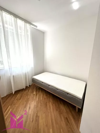 Cara Dušana | 4zida.rs