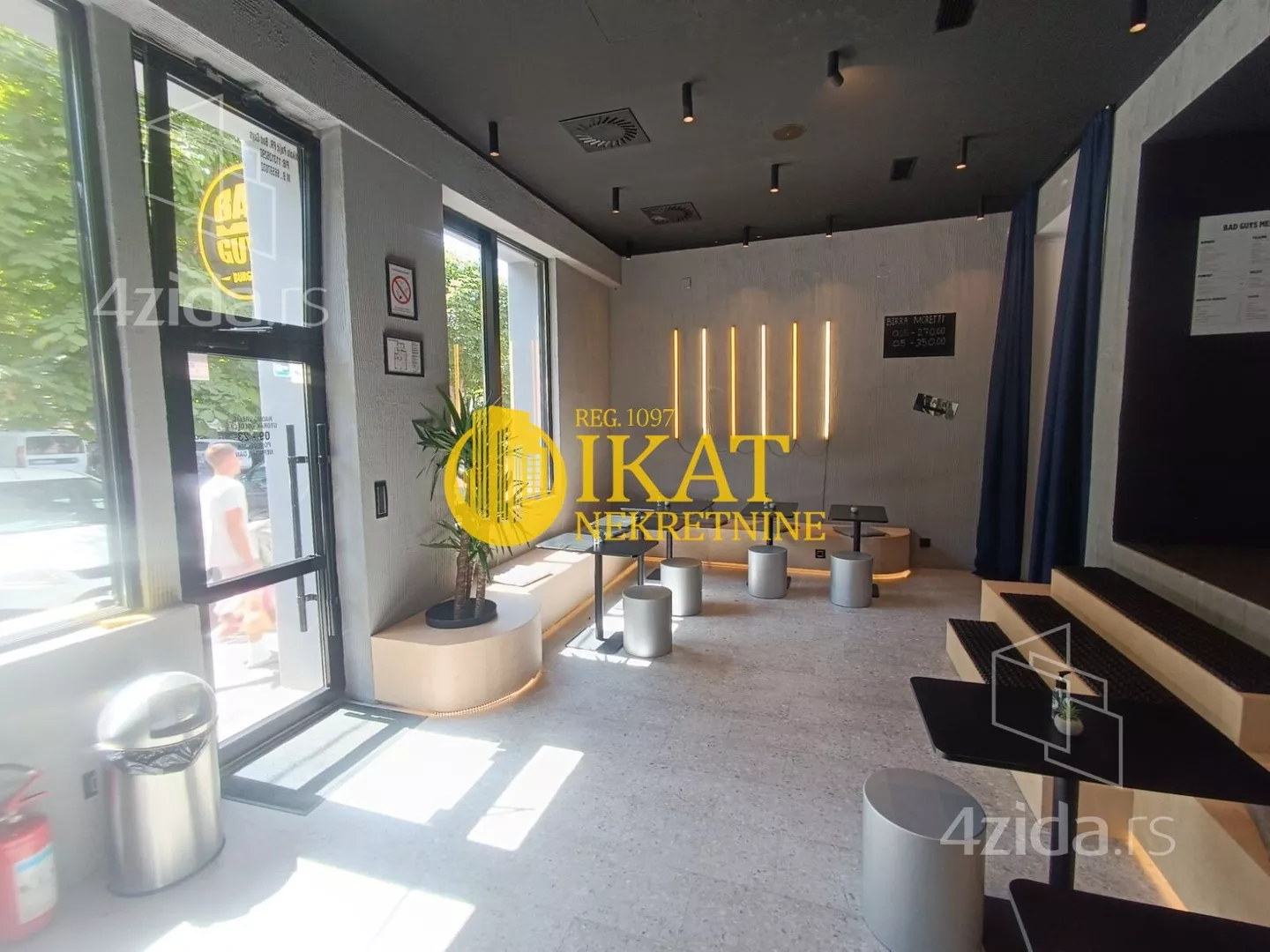 Lokal | 4zida