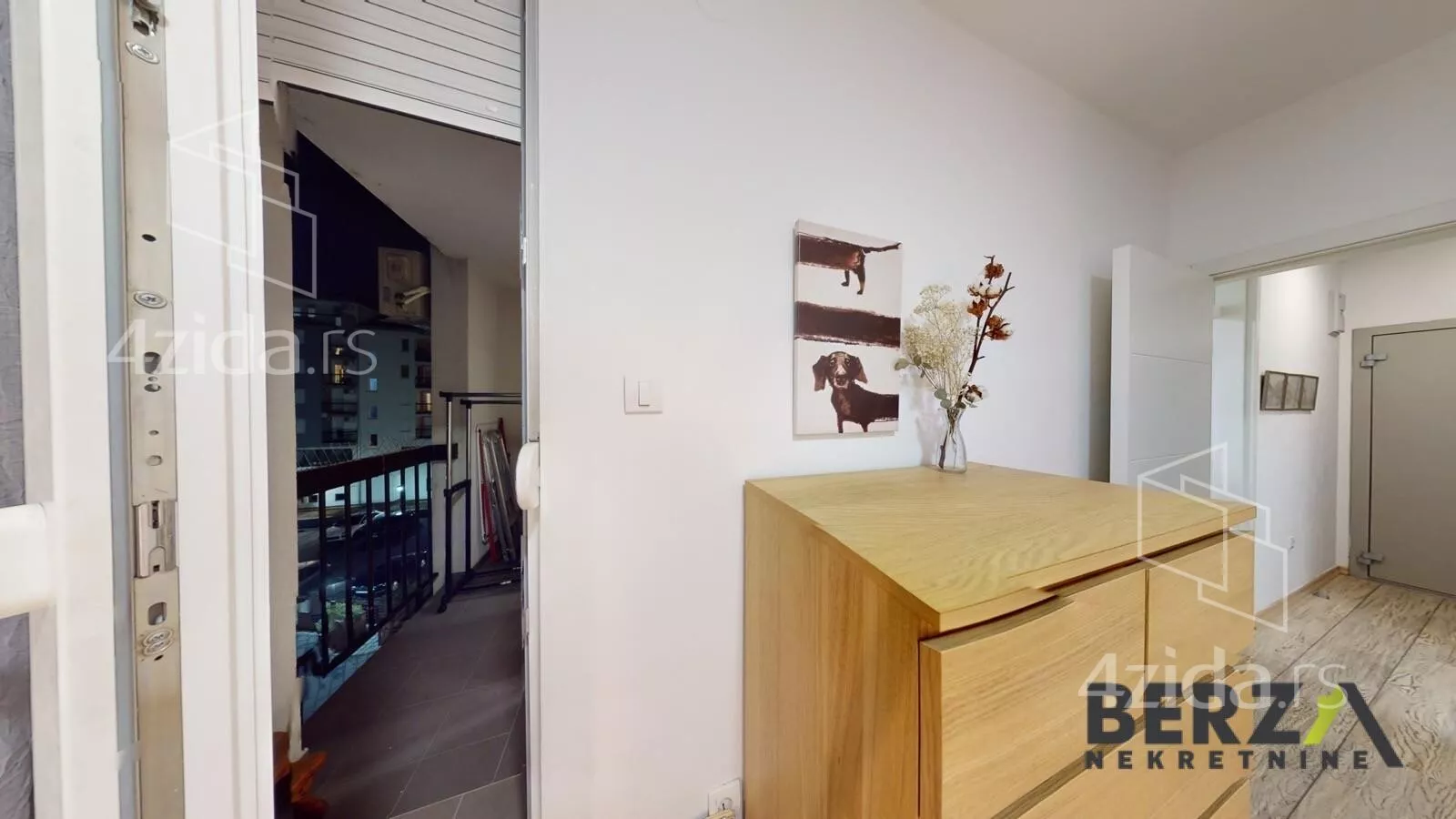 Jednoiposoban stan | 4zida