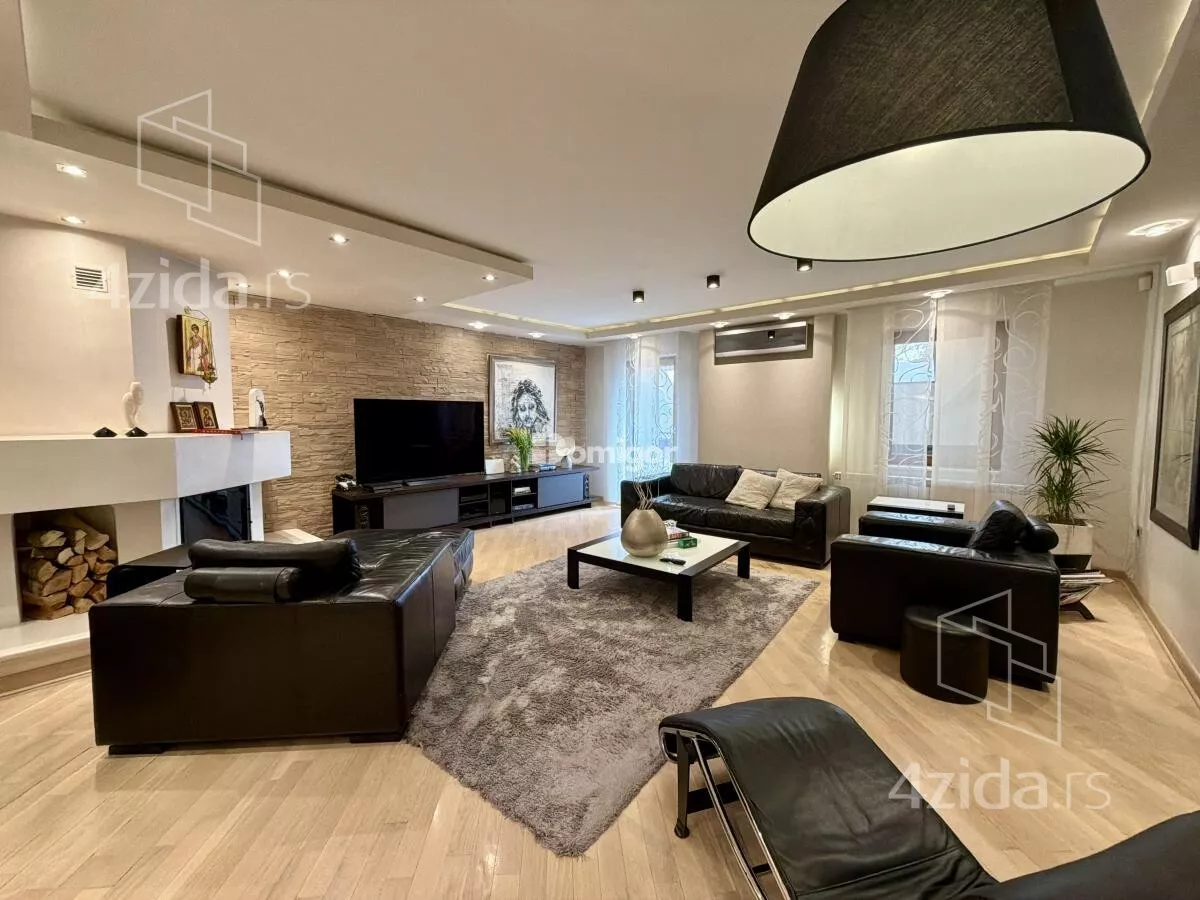 Petosoban stan | 4zida