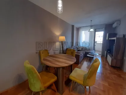 Kej Kola srpskih sestara | 4zida.rs