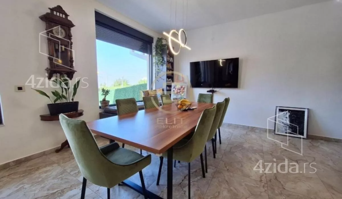 Petosoban stan | 4zida